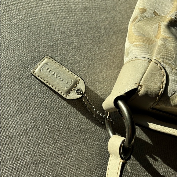 Coach Signature Small Tote Ivory Cream D06K-10142 - Picture 4 of 13